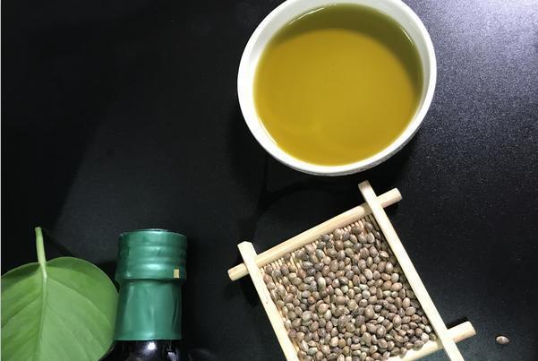 中医治疗胃溃疡的处方-老中医小杨分享：胃溃疡的中医调理秘方，让你告别胃痛