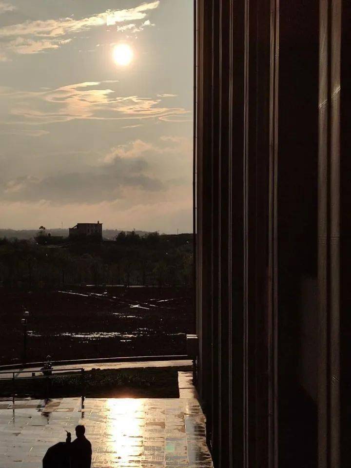 桌面图片2024最火爆的壁纸_桌面图片怎么设置_win8桌面图片