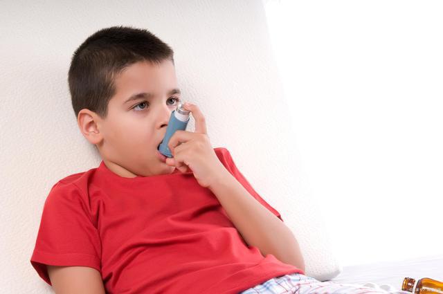 小孩哮喘有什么症状_小孩有哮喘病_哮喘症状小孩有哪些表现