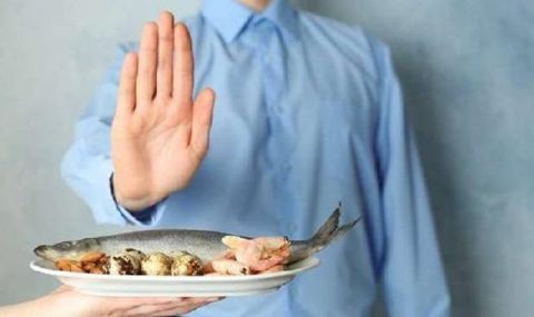 急性盲肠炎的病人应该避免吃以下哪项食物-急性盲肠炎患者需注意饮食，这些食物要避开