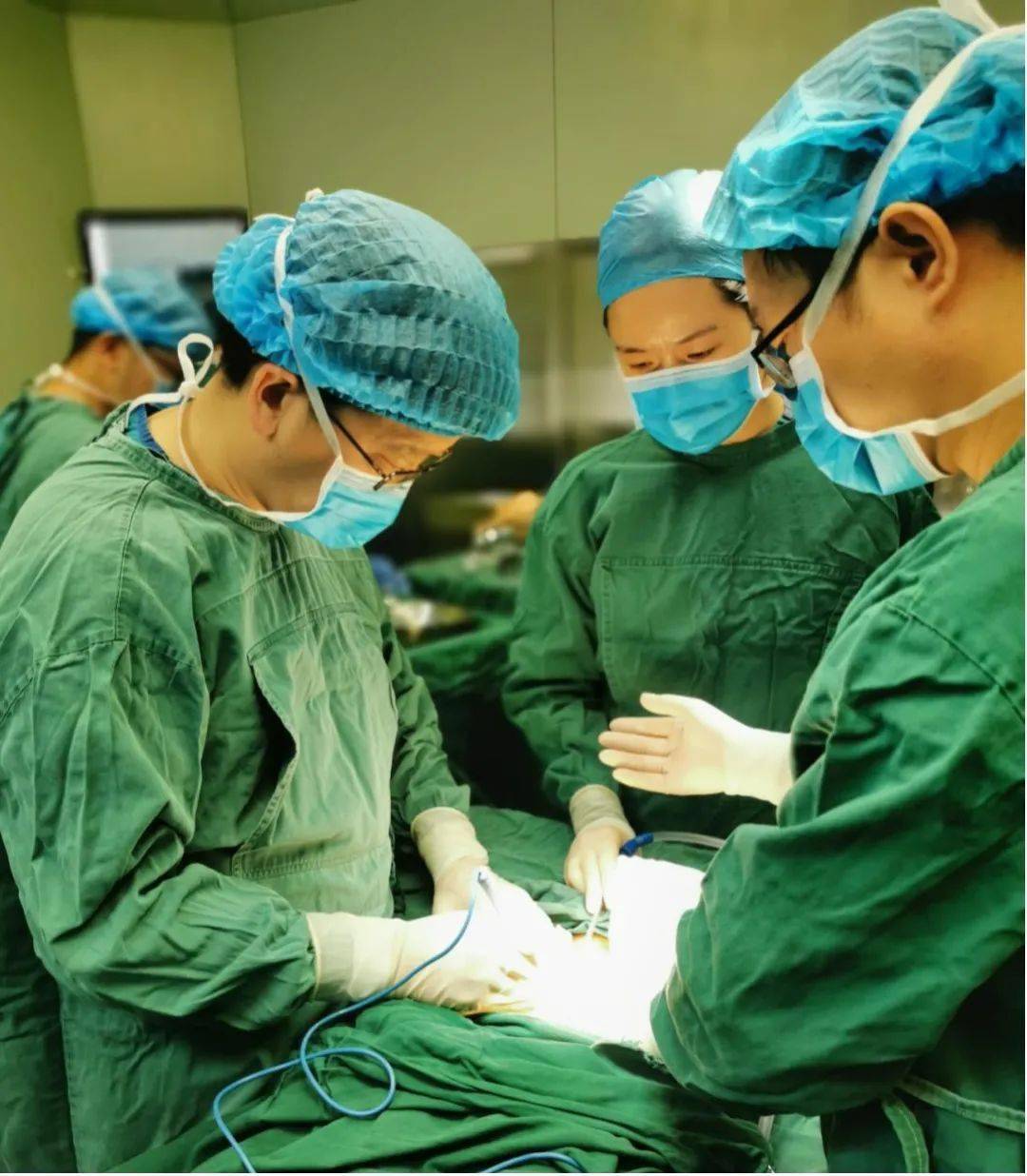 康复中心李主任胃病_康复科主任简介_康复主任医师简介