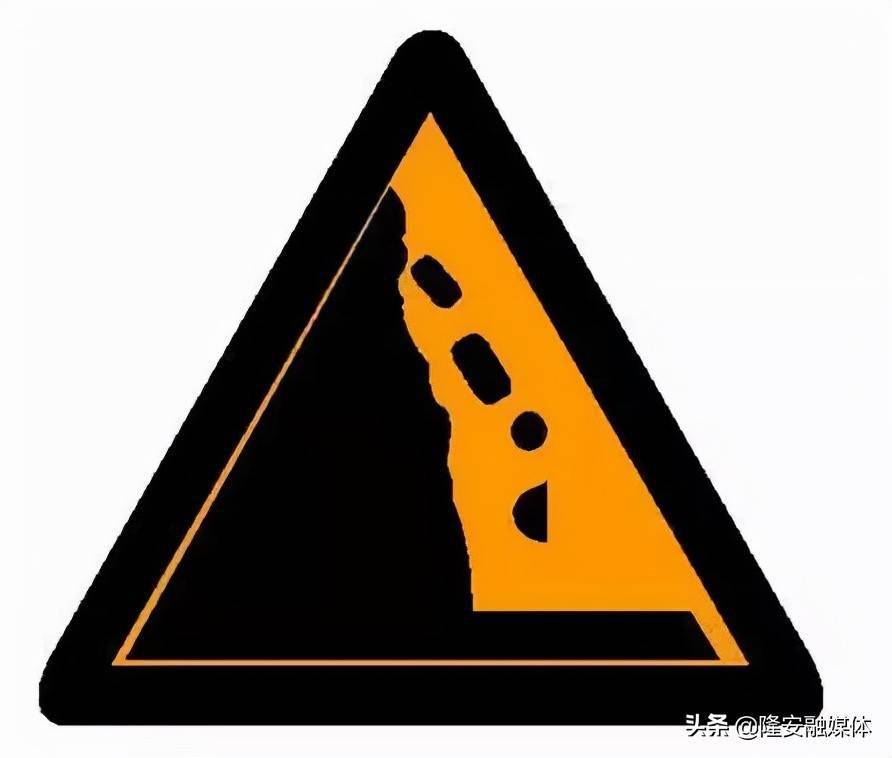 道路监控杆草图-道路监控杆：城市隐形守护者，安全出行的大功臣