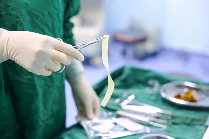 肛门失禁?-肛门失禁：身体与心理的双重挑战，如何应对？