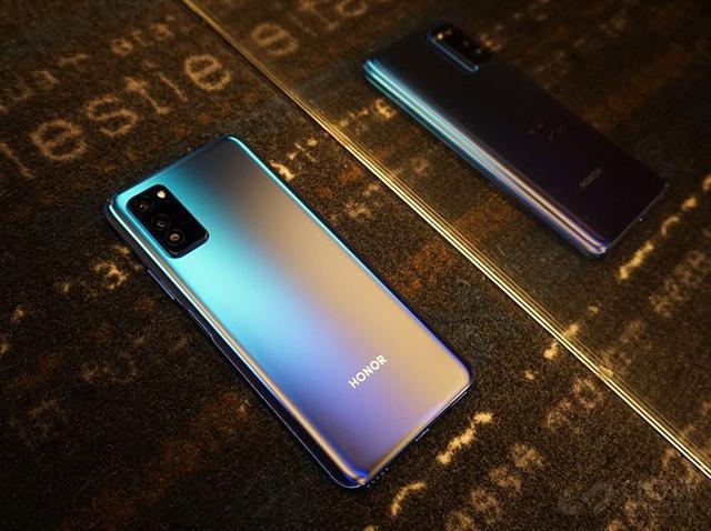 至强处理器的优势_致强处理器_至强处理器和普通处理器区别