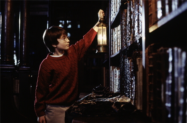 图书摆放创意造型_摆放图书创意造型图片_摆放图书创意造型图片大全