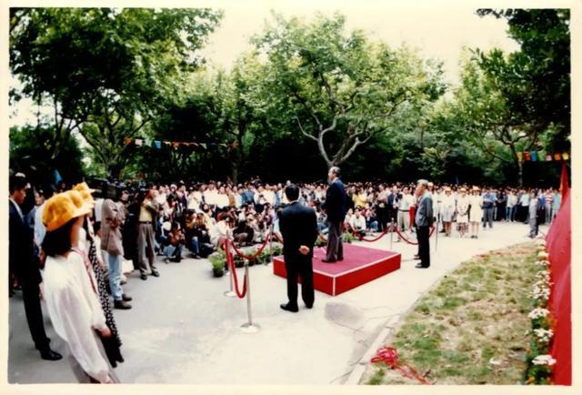 复旦大学宿舍楼图片_复旦大学寝室照片_复旦大学寝室图片