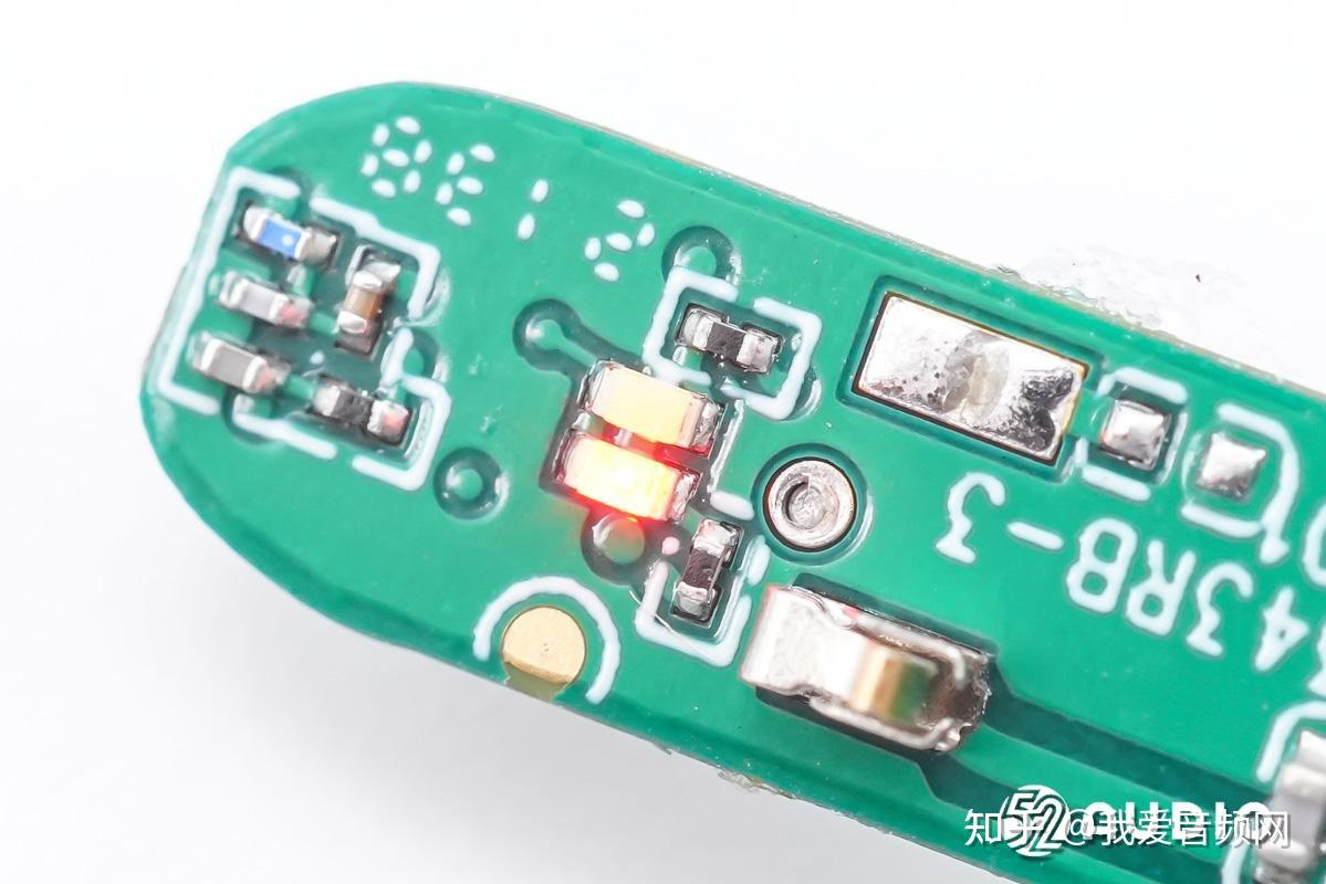 拆解AirPods1_拆解air2se_air2拆解