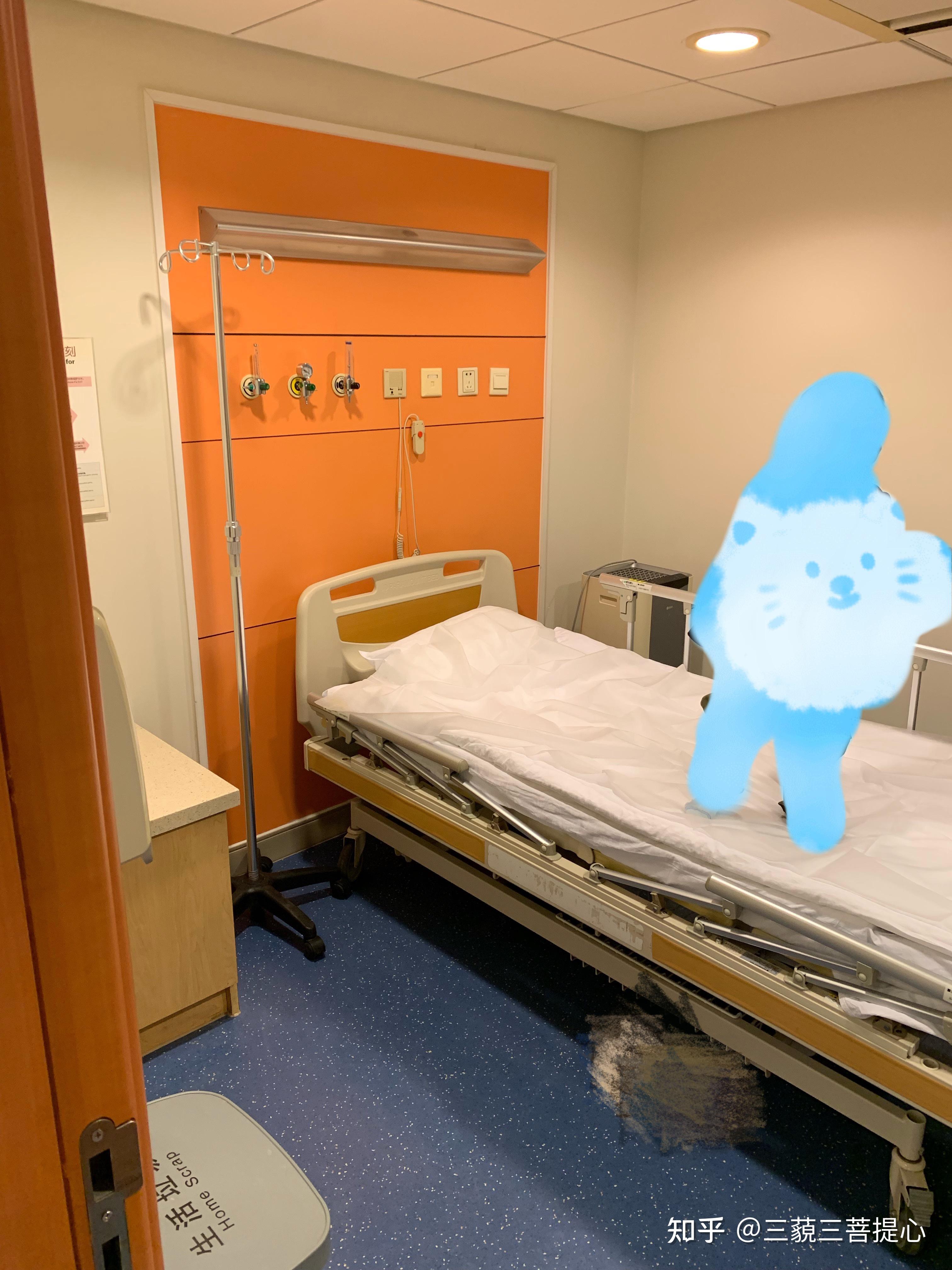 三甲医院门诊输液室：热闹非凡的病魔斗争场