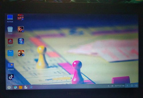 凤凰安卓类似的系统,揭秘凤凰安卓系统创新与突破